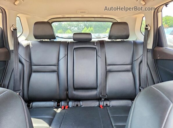 JN8AT3CAXMW027246 2021 NISSAN ROGUE Silver Rear seats view
