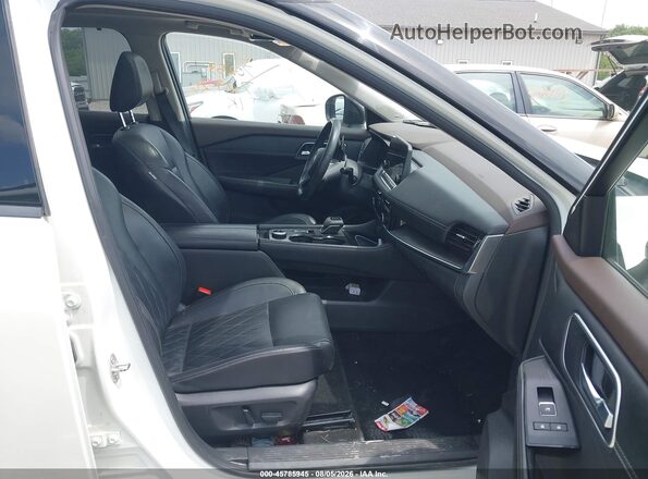 JN8AT3DD1MW310644 2021 NISSAN ROGUE White Vista interior delantera
