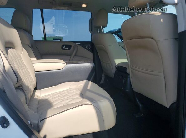 JN8AY2DB7R9852055 2024 NISSAN ARMADA White Widok wnętrza z tyłu