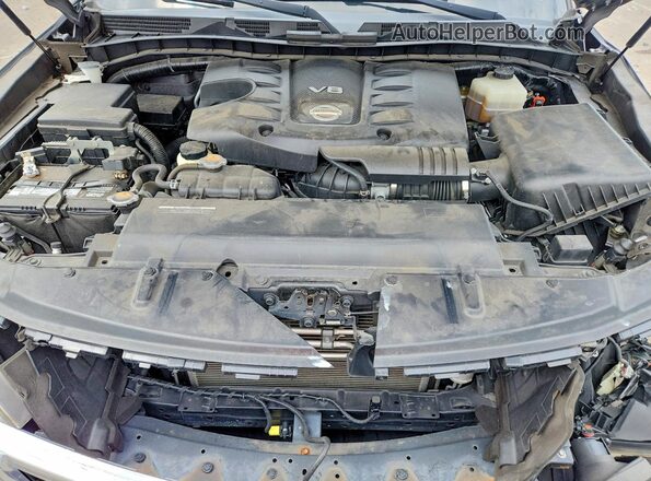JN8AY2NC7JX502500 2018 NISSAN ARMADA Gray Vista del compartimento del motor