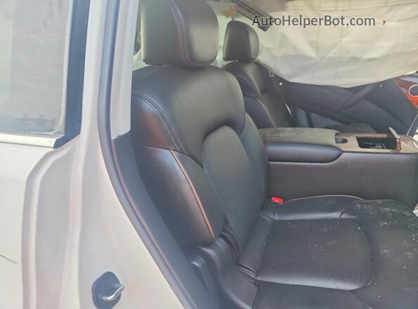 JN8AY2NF4J9330991 2018 NISSAN ARMADA White Vista de los asientos traseros