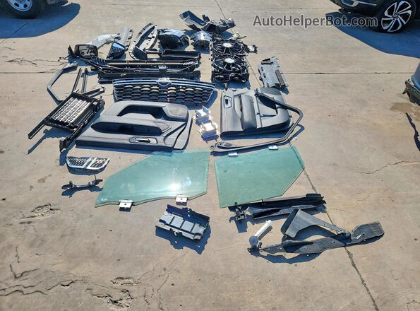 JN8AY3AD1T9320545 2026 NISSAN ARMADA Black Widok naklejki z numerem VIN