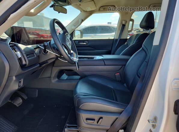 JN8AY3AEXS9400630 2025 NISSAN ARMADA White Front interior view