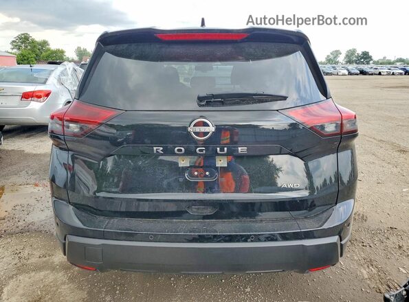 JN8BT3AB4RW437984 2024 NISSAN ROGUE Black Вид ззаду