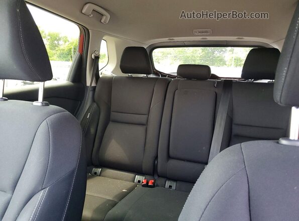JN8BT3AB7SW424054 2025 NISSAN ROGUE Red Vista de los asientos traseros