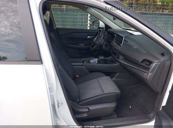 JN8BT3BA5SW009482 2025 NISSAN ROGUE White Widok wnętrza z przodu