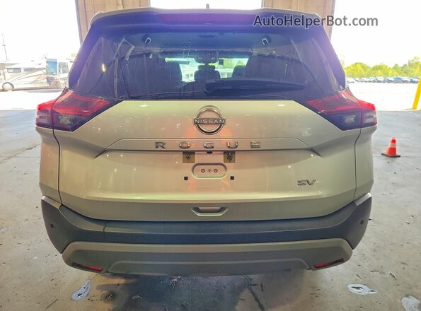 JN8BT3BA6PW416024 2023 NISSAN ROGUE Silver Rear view