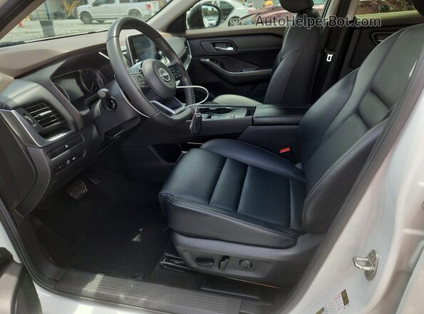 JN8BT3BA7PW014741 2023 NISSAN ROGUE White Front interior view