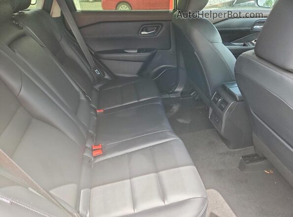 JN8BT3BA7PW014741 2023 NISSAN ROGUE White Rear interior view