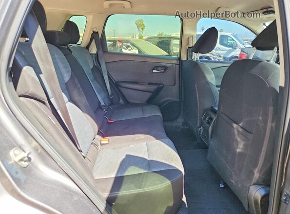 JN8BT3BA8PW004087 2023 NISSAN ROGUE Gray Rear interior view
