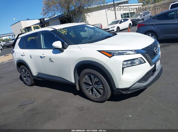 JN8BT3BA8PW433035 2023 NISSAN ROGUE White Widok wnętrza 360 stopni
