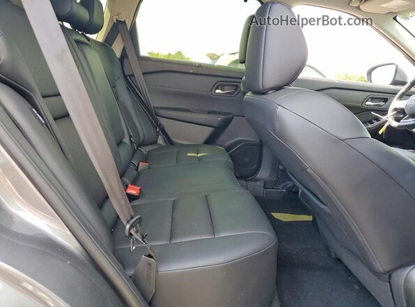 JN8BT3BB5TW080756 2026 NISSAN ROGUE Gray Սալոնի հետևի տեսք