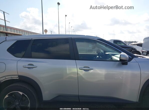 JN8BT3BB6SW421435 2025 NISSAN ROGUE Серебряный Панорамный вид салона 360°