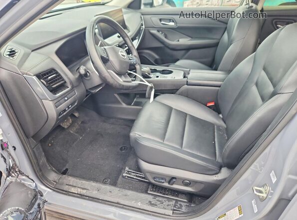 JN8BT3CA8SW005893 2025 NISSAN ROGUE Gray Front interior view