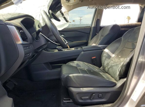 JN8BT3CB4SW141253 2025 NISSAN ROGUE Серый Вид салона спереди