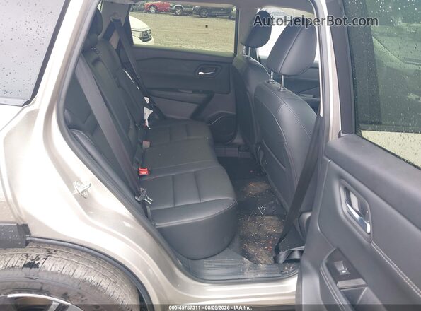 JN8BT3CB8SW155026 2025 NISSAN ROGUE Tan Widok naklejki z numerem VIN