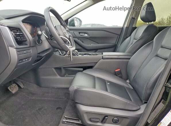 JN8BT3CB9RW178406 2024 NISSAN ROGUE Black Front interior view