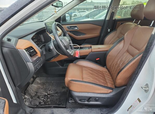 JN8BT3DC2SW100448 2025 NISSAN ROGUE White Widok wnętrza z przodu