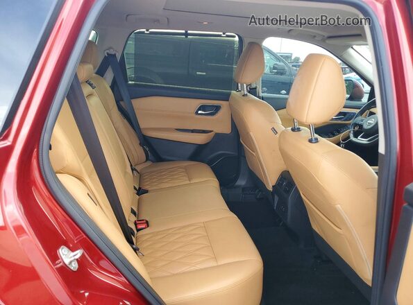 JN8BT3DCXPW105792 2023 NISSAN ROGUE Red უკანა სალონის ხედი