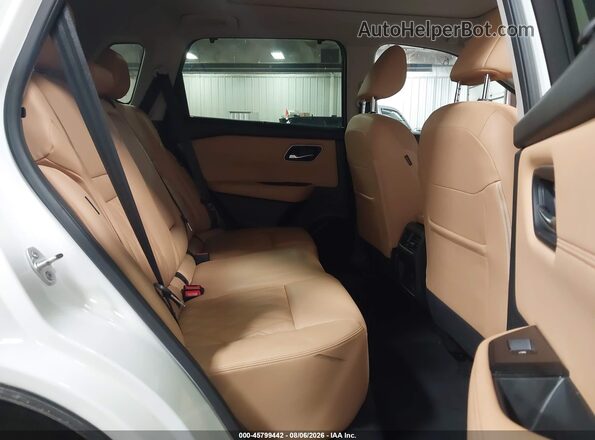 JN8BT3DD2PW308703 2023 NISSAN ROGUE White Vista de la etiqueta del VIN