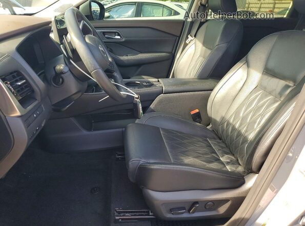 JN8BT3DD4PW313272 2023 NISSAN ROGUE Gray Vista interior delantera