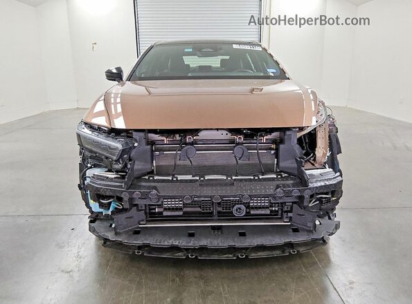 JTDAAAAF0T3039765 2026 TOYOTA CROWN Brown Widok z przodu