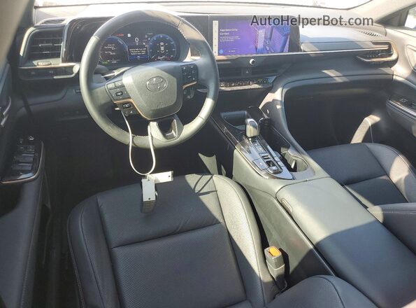 JTDAAAAF1S3032970 2025 TOYOTA CROWN White Widok deski rozdzielczej