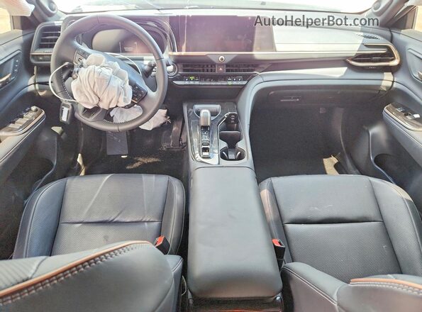 JTDAAAAF1T3040293 2026 TOYOTA CROWN White წინა პანელის ხედი