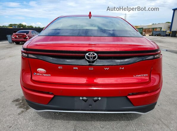 JTDAAAAF2R3021695 2024 TOYOTA CROWN Red Հետևի տեսք
