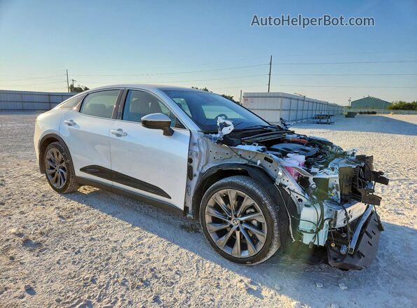 JTDAAAAF3S3033036 2025 TOYOTA CROWN White Przód prawy