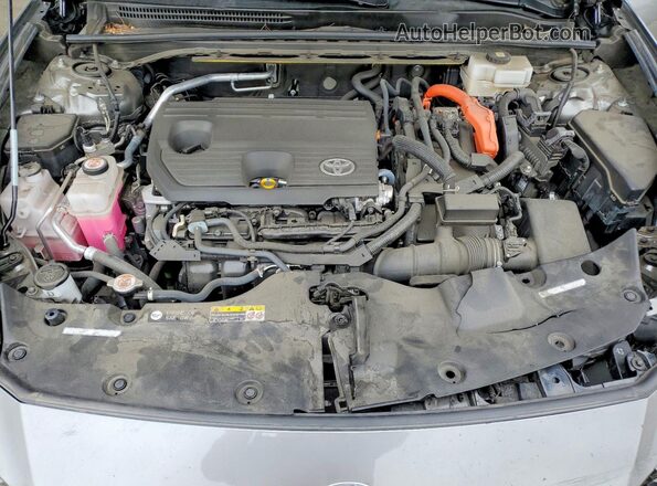 JTDAAAAF9R3022214 2024 TOYOTA CROWN Silver Widok wnętrza z tyłu
