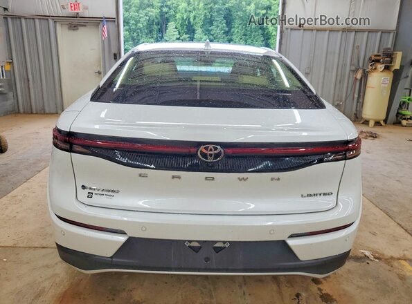 JTDAAAAF9T3039876 2026 TOYOTA CROWN White Vista trasera