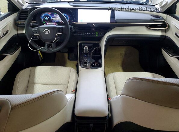 JTDAAAAF9T3039876 2026 TOYOTA CROWN White Vista del salpicadero