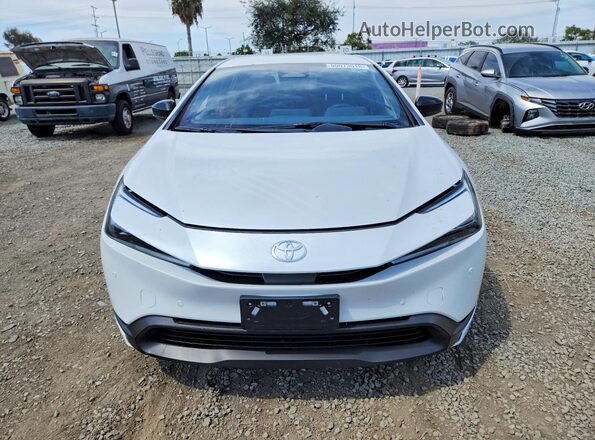 JTDACAAU0T3080194 2026 TOYOTA PRIUS White Vista frontal