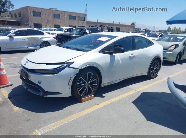 JTDACAAU2R3015033 2024 TOYOTA PRIUS White წინა მარცხენა ხედი სამი მეოთხედიდან