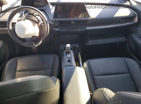 JTDACAAU3R3020337 2024 TOYOTA PRIUS White Առջևի վահանակի տեսք
