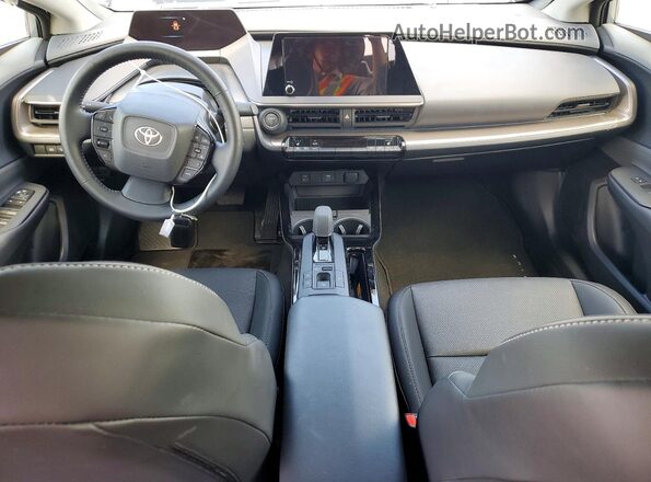 JTDACAAU4R3035669 2024 TOYOTA PRIUS Gray Dashboard view