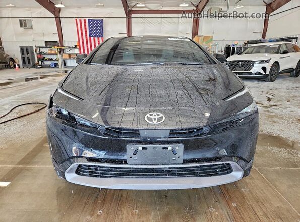 JTDACAAU4T3069652 2026 TOYOTA PRIUS Black Widok z przodu