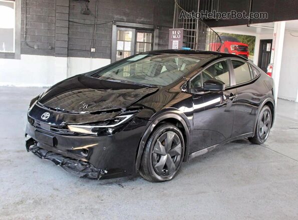 JTDACAAU4T3076830 2026 TOYOTA PRIUS Black Tył prawy