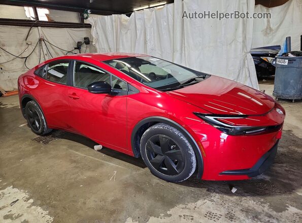 JTDACAAU5T3080031 2026 TOYOTA PRIUS Red Передня права чверть