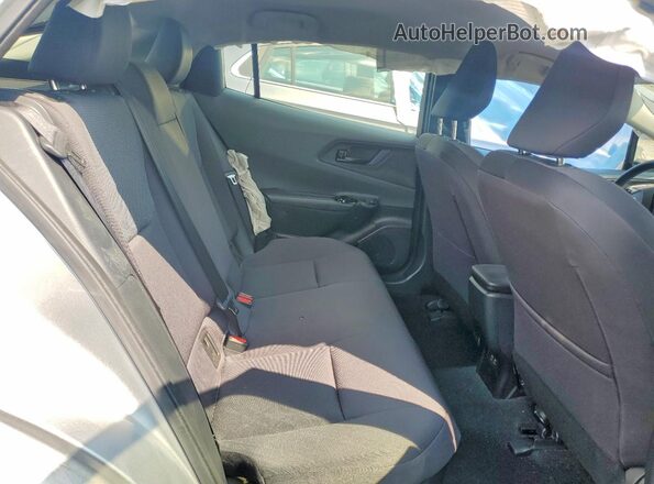 JTDACAAU6R3029081 2024 TOYOTA PRIUS Silver Widok tylnych siedzeń