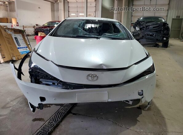 JTDACAAU6R3035754 2024 TOYOTA PRIUS White Widok z przodu