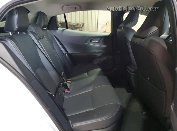 JTDACAAU6R3035754 2024 TOYOTA PRIUS White Widok tylnych siedzeń