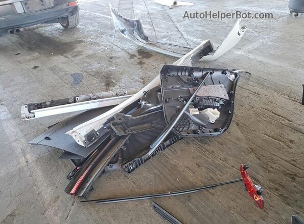 JTDACAAU6S3053709 2025 TOYOTA PRIUS Белый Вид подкапотного пространства