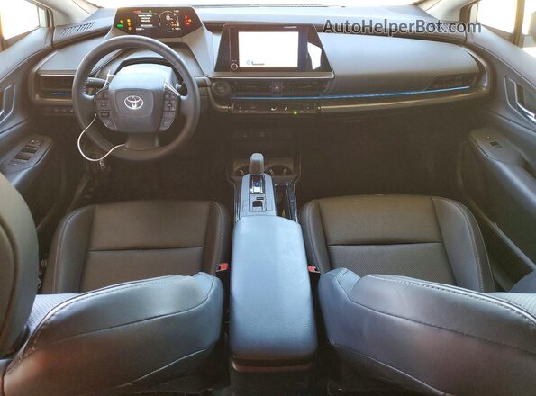 JTDACAAU6S3053709 2025 TOYOTA PRIUS Белый Вид панели приборов