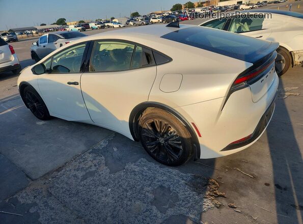 JTDACAAU6S3060482 2025 TOYOTA PRIUS White Հետևի ձախ
