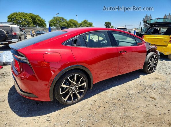 JTDACACU4T3055554 2026 TOYOTA PRIUS Red Trasero derecho