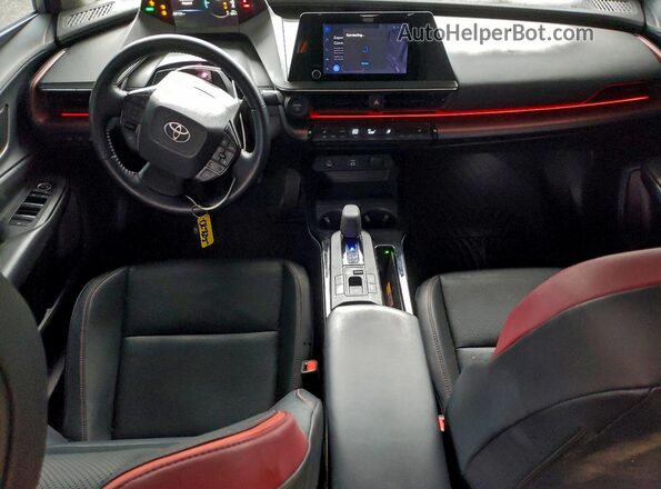 JTDACACU6R3025125 2024 TOYOTA PRIUS Silver Widok deski rozdzielczej