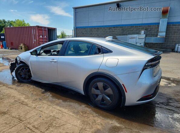 JTDACACU6R3030003 2024 TOYOTA PRIUS Silver Trasero izquierdo