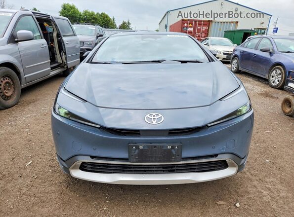 JTDACACU8T3058800 2026 TOYOTA PRIUS Gray Вид спереду